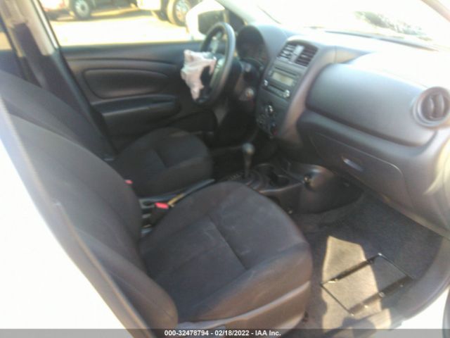 Photo 4 VIN: 3N1CN7AP2HL869915 - NISSAN VERSA SEDAN 