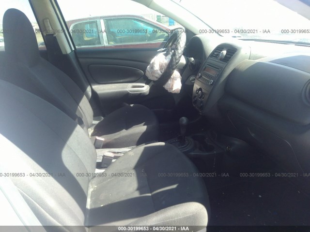 Photo 4 VIN: 3N1CN7AP2HL879036 - NISSAN VERSA SEDAN 