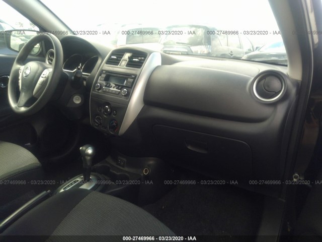 Photo 4 VIN: 3N1CN7AP2JL808425 - NISSAN VERSA SEDAN 