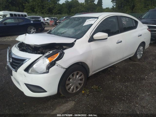 Photo 1 VIN: 3N1CN7AP2JL810997 - NISSAN VERSA SEDAN 