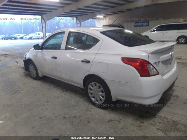 Photo 2 VIN: 3N1CN7AP2JL811860 - NISSAN VERSA SEDAN 