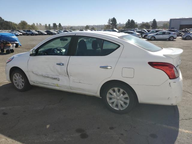 Photo 1 VIN: 3N1CN7AP2JL828013 - NISSAN VERSA S 