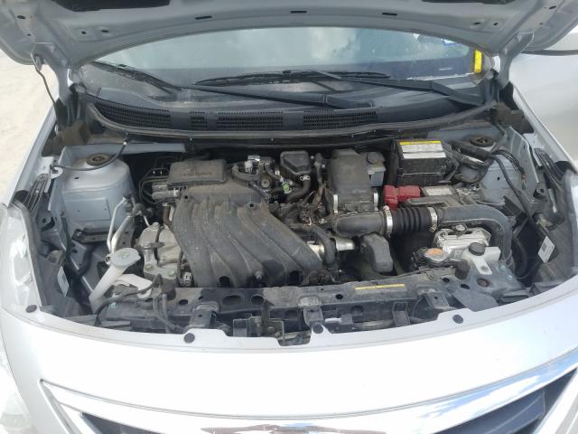 Photo 6 VIN: 3N1CN7AP2JL832451 - NISSAN VERSA S 