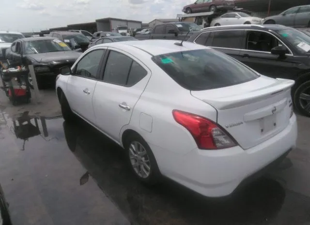 Photo 2 VIN: 3N1CN7AP2JL849797 - NISSAN VERSA SEDAN 