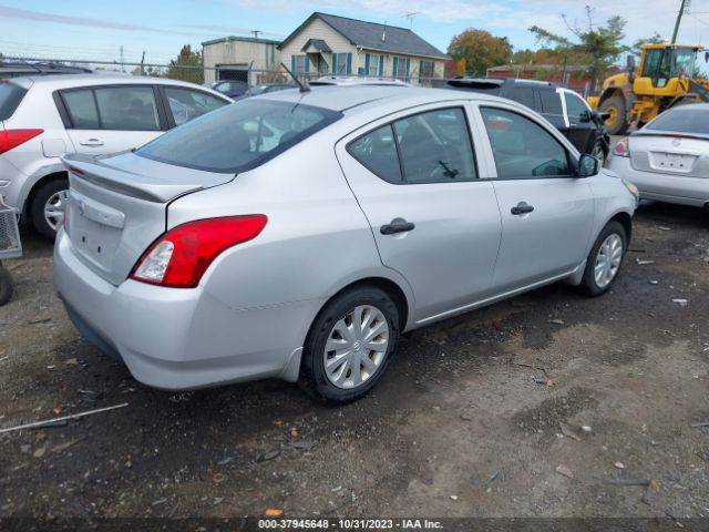 Photo 3 VIN: 3N1CN7AP2JL851792 - NISSAN VERSA 