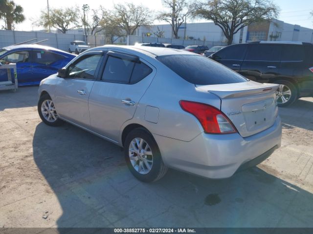 Photo 2 VIN: 3N1CN7AP2JL854658 - NISSAN VERSA 