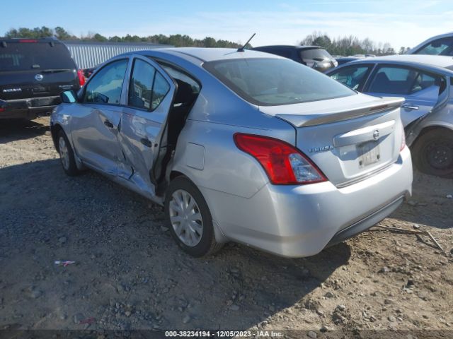 Photo 2 VIN: 3N1CN7AP2JL864798 - NISSAN VERSA 