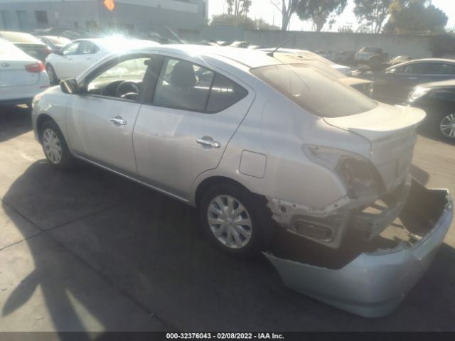 Photo 2 VIN: 3N1CN7AP2JL868608 - NISSAN VERSA SEDAN 