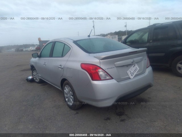 Photo 2 VIN: 3N1CN7AP2JL878068 - NISSAN VERSA SEDAN 