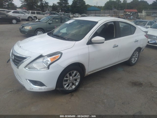 Photo 1 VIN: 3N1CN7AP2JL882704 - NISSAN VERSA SEDAN 