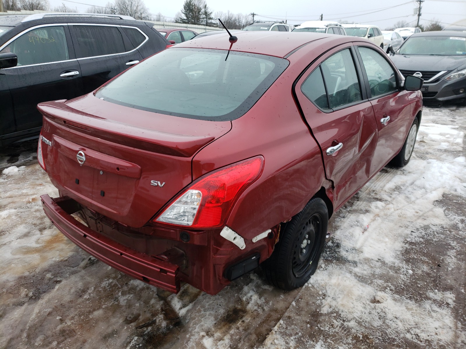 Photo 3 VIN: 3N1CN7AP2JL884517 - NISSAN VERSA S 