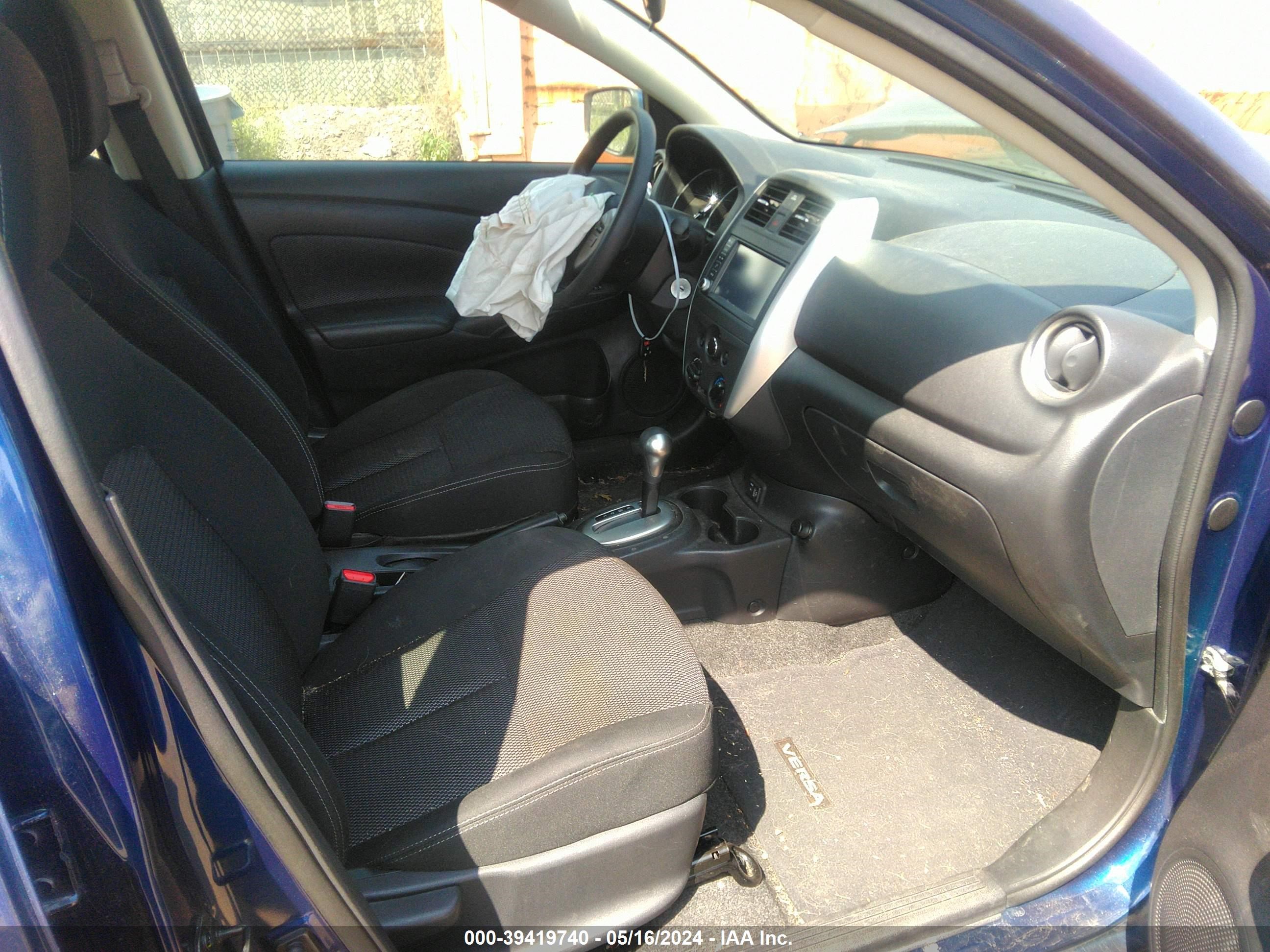 Photo 4 VIN: 3N1CN7AP2KL801234 - NISSAN VERSA 