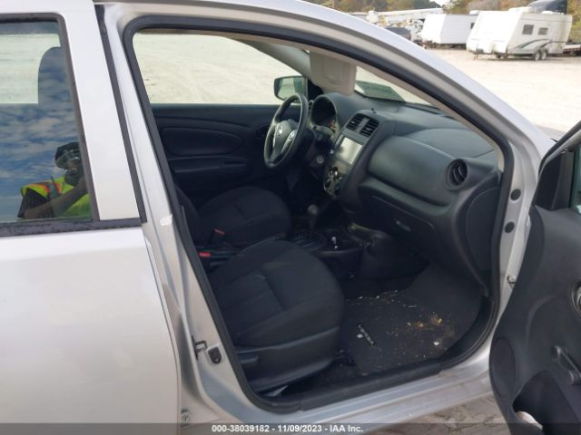 Photo 4 VIN: 3N1CN7AP2KL816784 - NISSAN VERSA SEDAN 