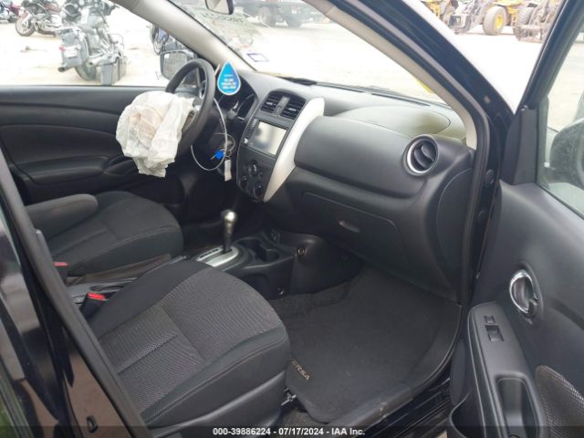 Photo 4 VIN: 3N1CN7AP2KL862793 - NISSAN VERSA 