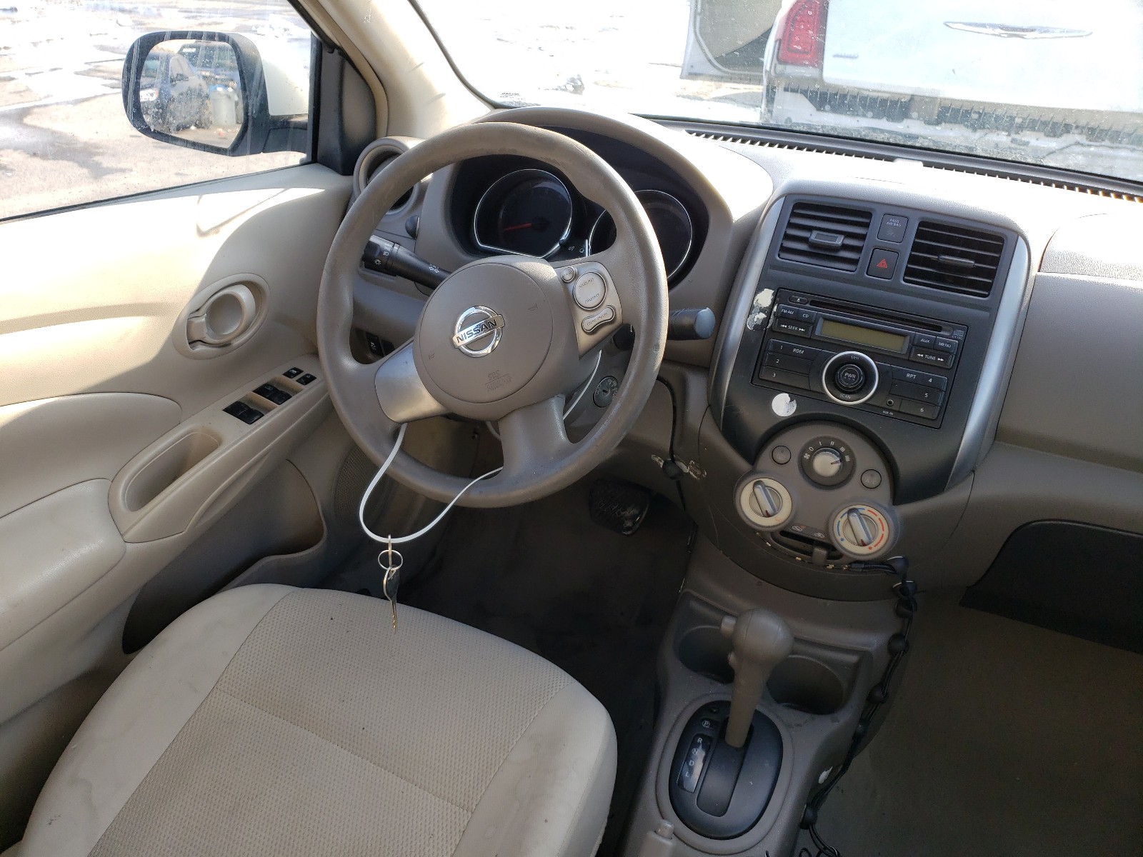 Photo 8 VIN: 3N1CN7AP3CL825849 - NISSAN VERSA S 