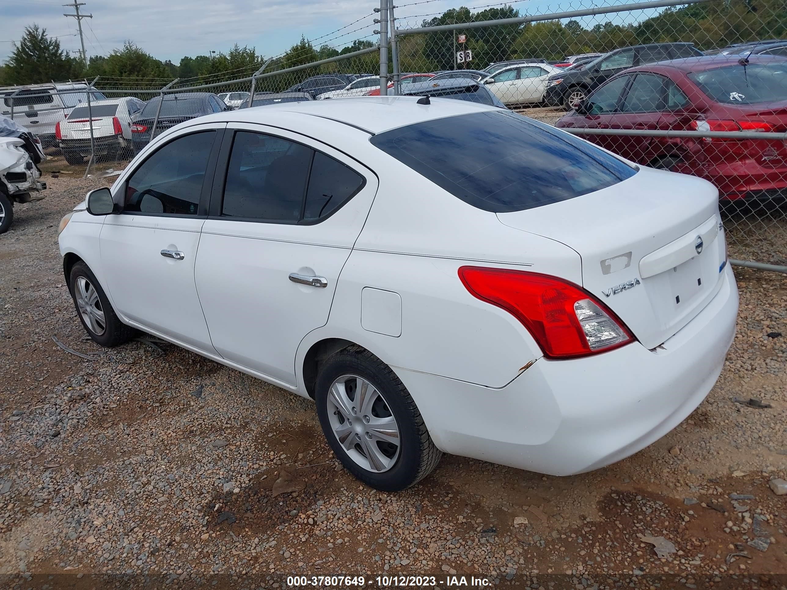 Photo 2 VIN: 3N1CN7AP3CL836950 - NISSAN VERSA 