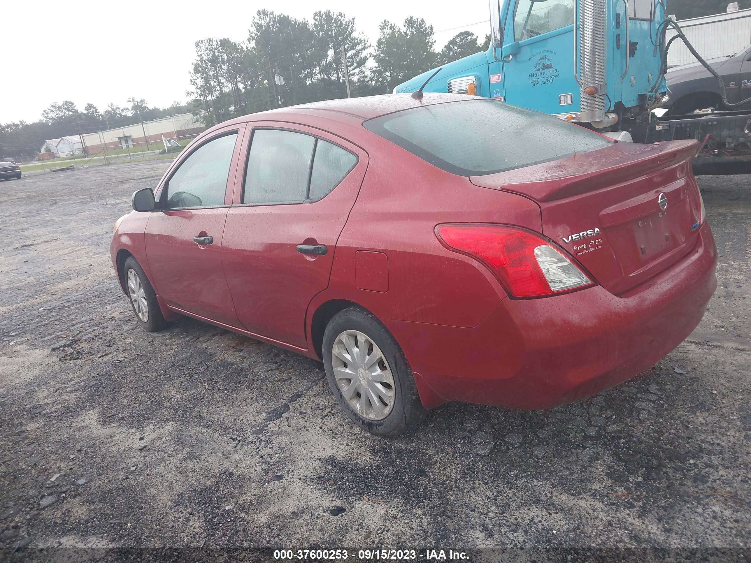 Photo 2 VIN: 3N1CN7AP3DL875426 - NISSAN VERSA 