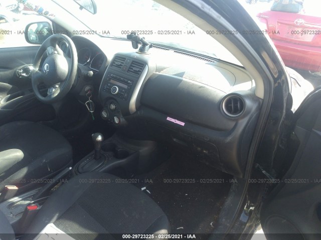 Photo 4 VIN: 3N1CN7AP3DL890072 - NISSAN VERSA 