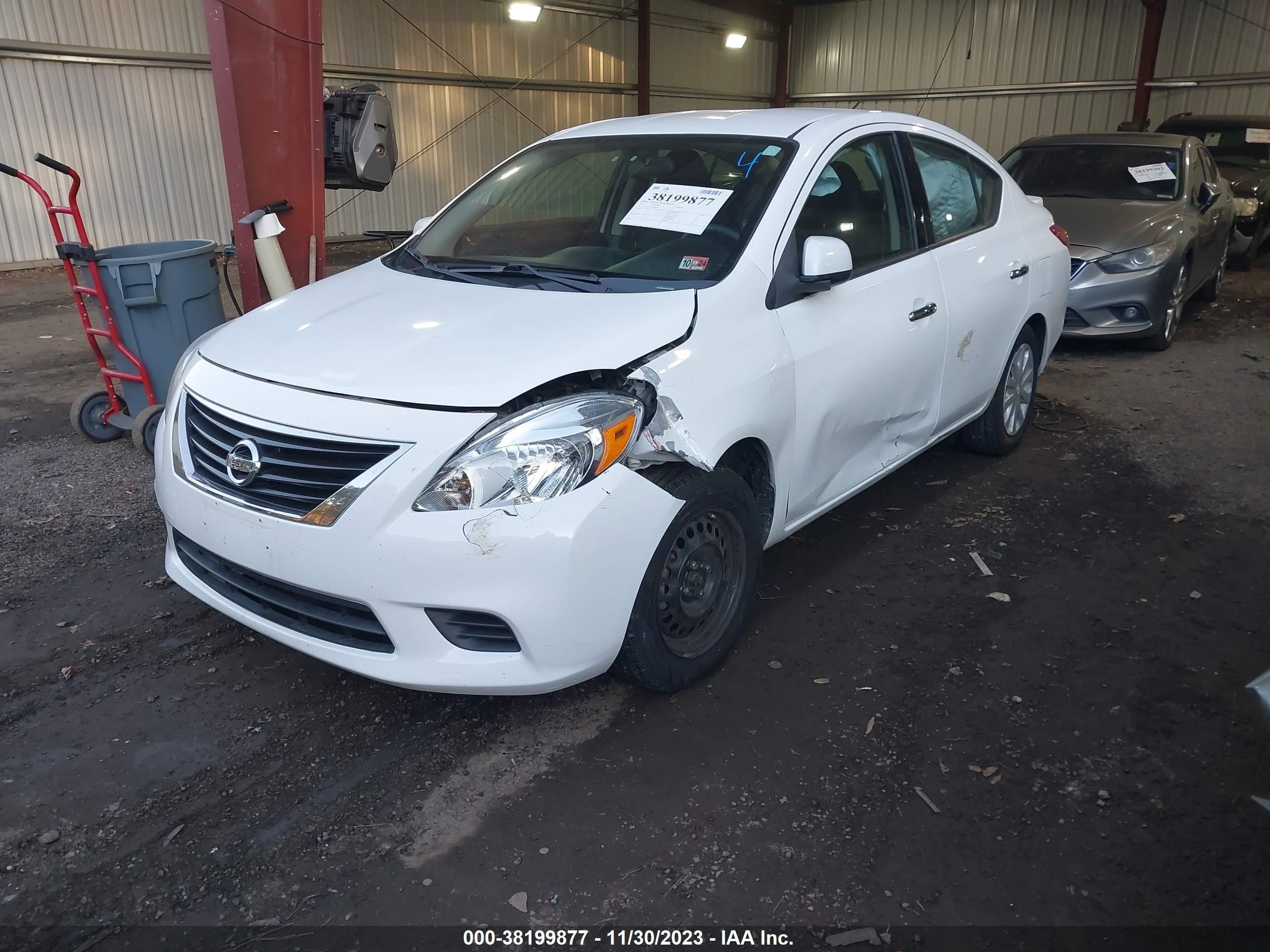 Photo 1 VIN: 3N1CN7AP3EL844985 - NISSAN VERSA 