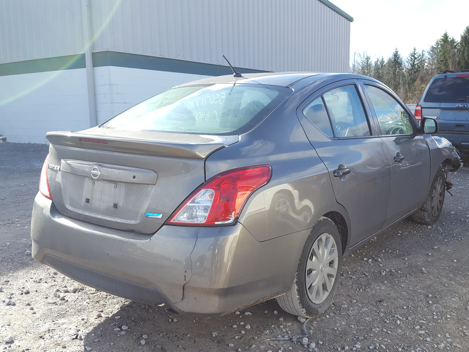 Photo 3 VIN: 3N1CN7AP3FL866728 - NISSAN VERSA 