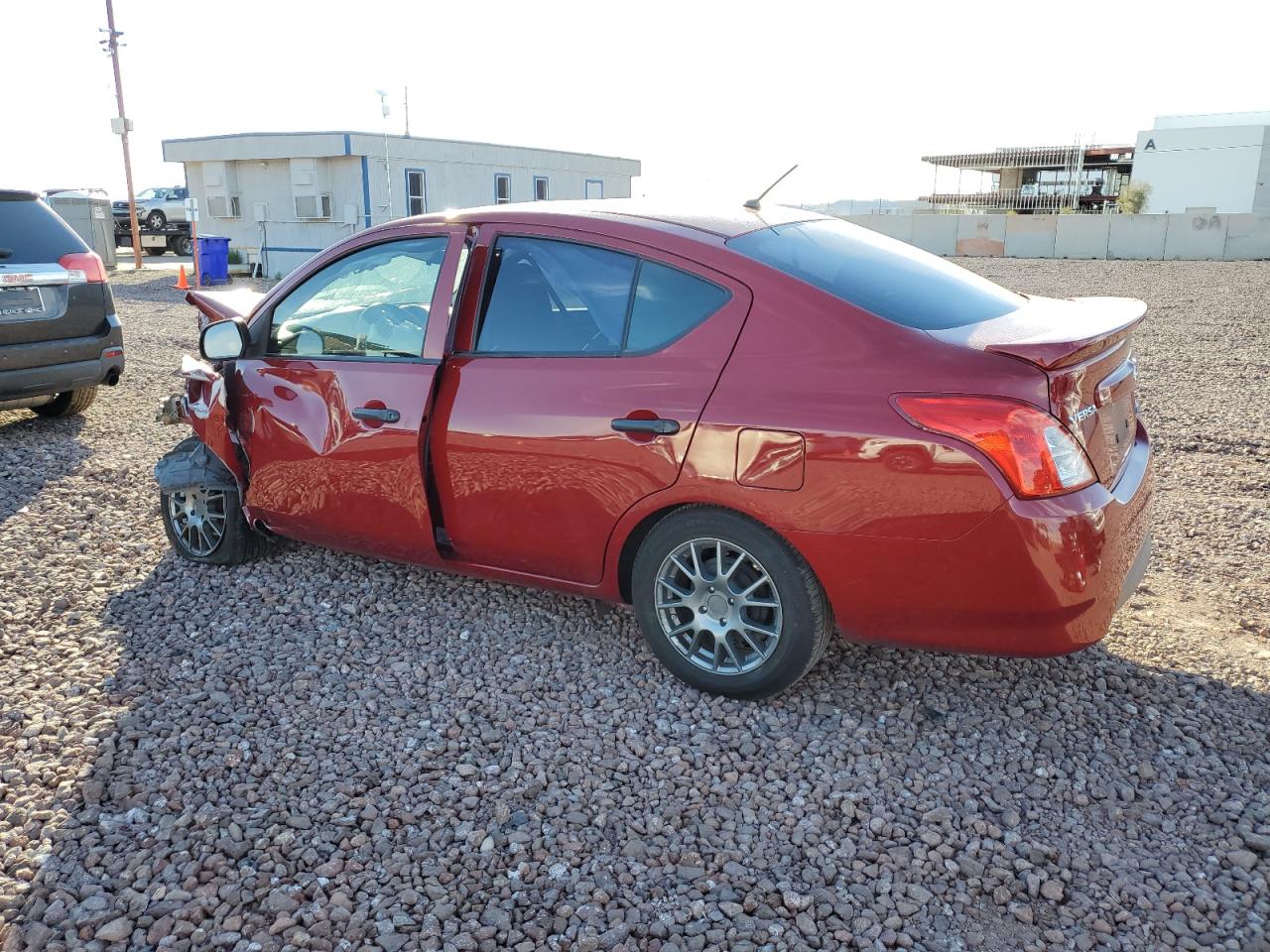 Photo 1 VIN: 3N1CN7AP3FL885120 - NISSAN VERSA 