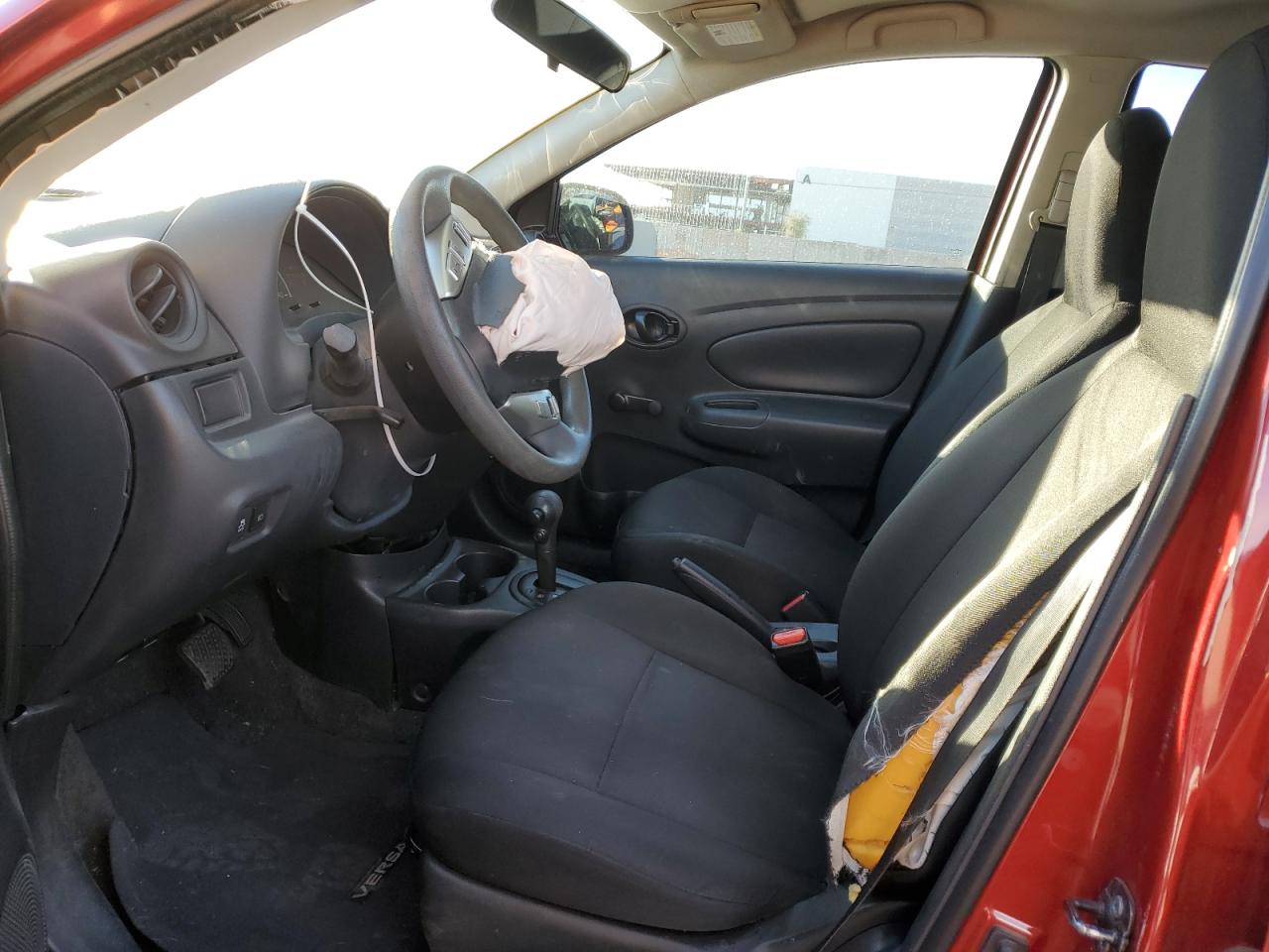 Photo 6 VIN: 3N1CN7AP3FL885120 - NISSAN VERSA 