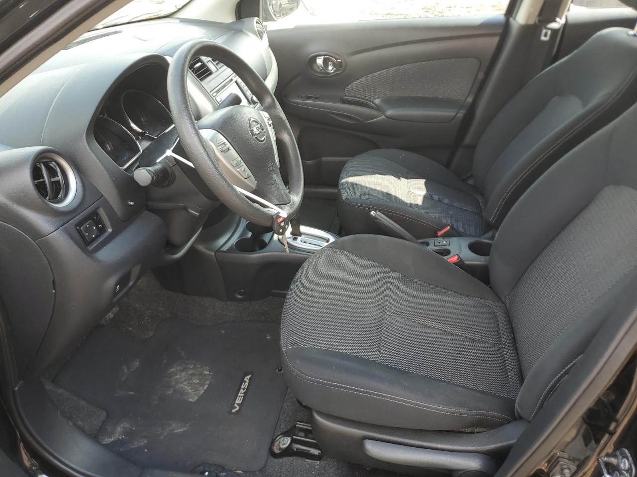 Photo 6 VIN: 3N1CN7AP3FL893167 - NISSAN VERSA 