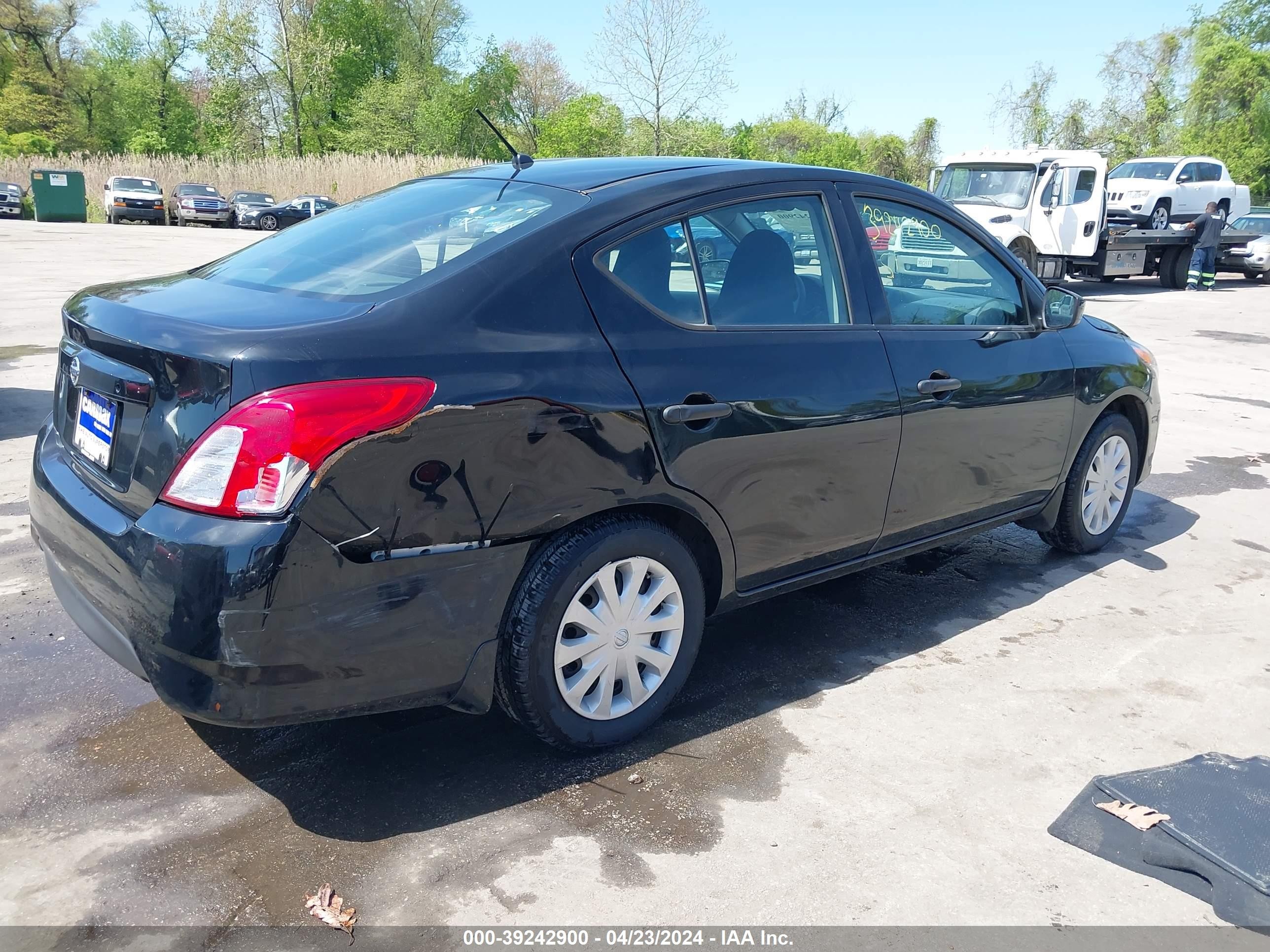 Photo 3 VIN: 3N1CN7AP3GL847310 - NISSAN VERSA 