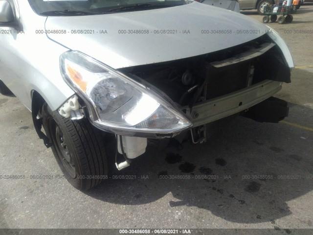 Photo 5 VIN: 3N1CN7AP3GL886155 - NISSAN VERSA 