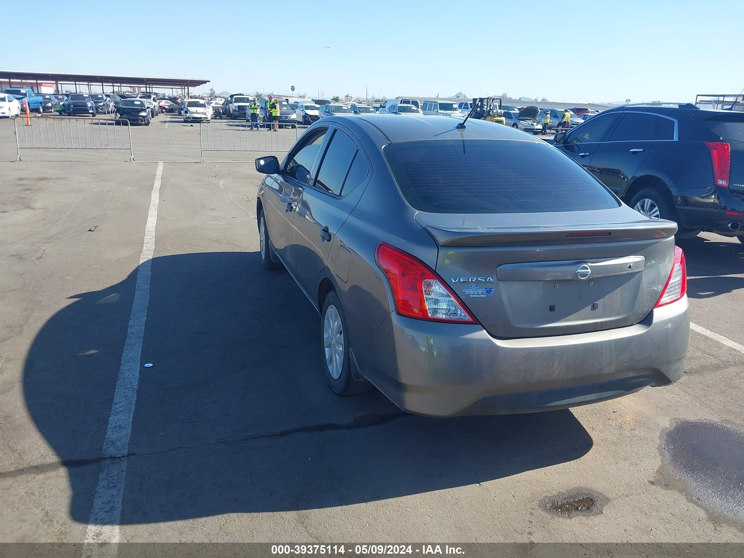 Photo 2 VIN: 3N1CN7AP3GL913130 - NISSAN VERSA 