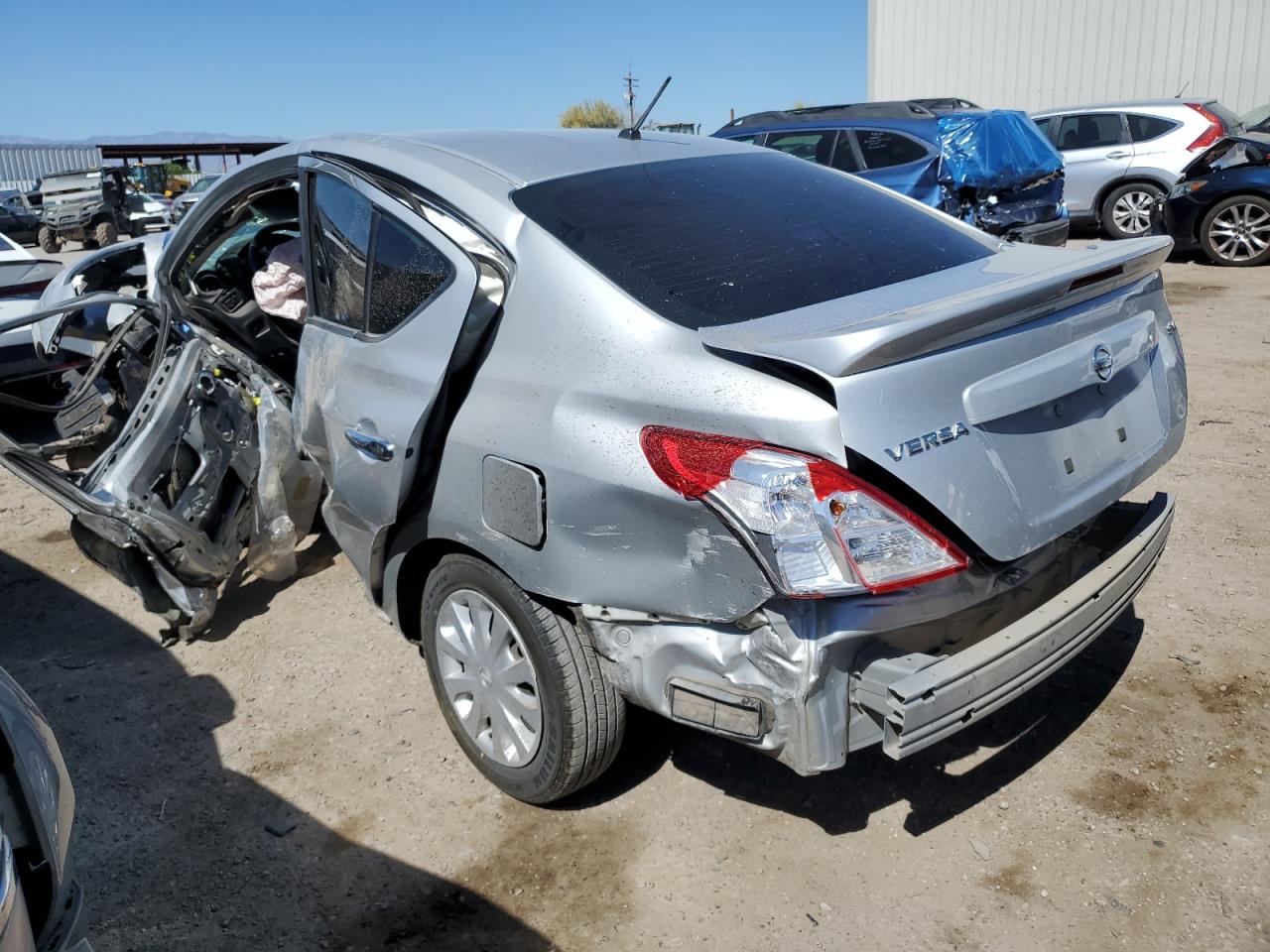 Photo 1 VIN: 3N1CN7AP3HK436335 - NISSAN VERSA 