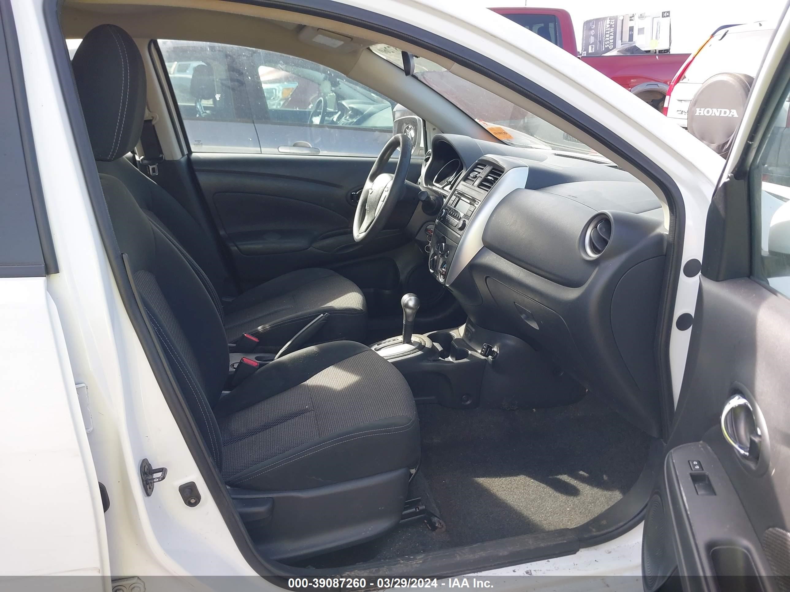 Photo 4 VIN: 3N1CN7AP3HK441681 - NISSAN VERSA 