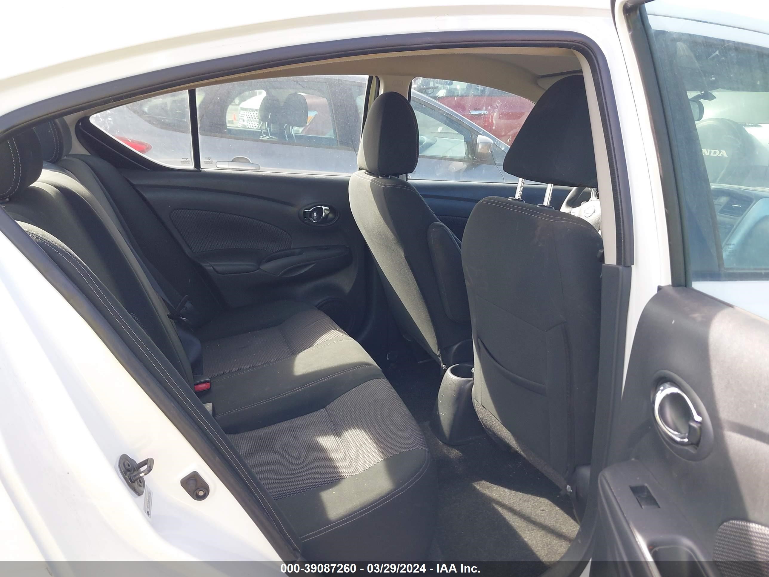 Photo 7 VIN: 3N1CN7AP3HK441681 - NISSAN VERSA 