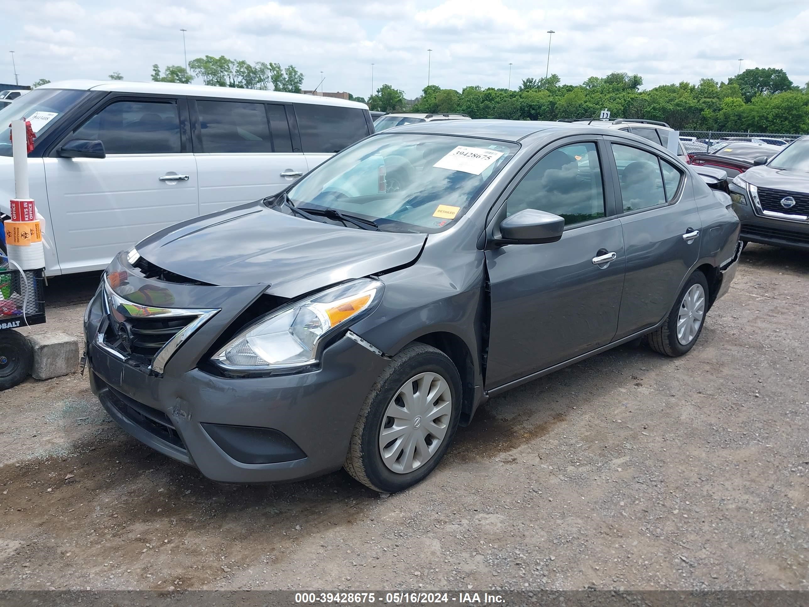 Photo 1 VIN: 3N1CN7AP3HL850886 - NISSAN VERSA 