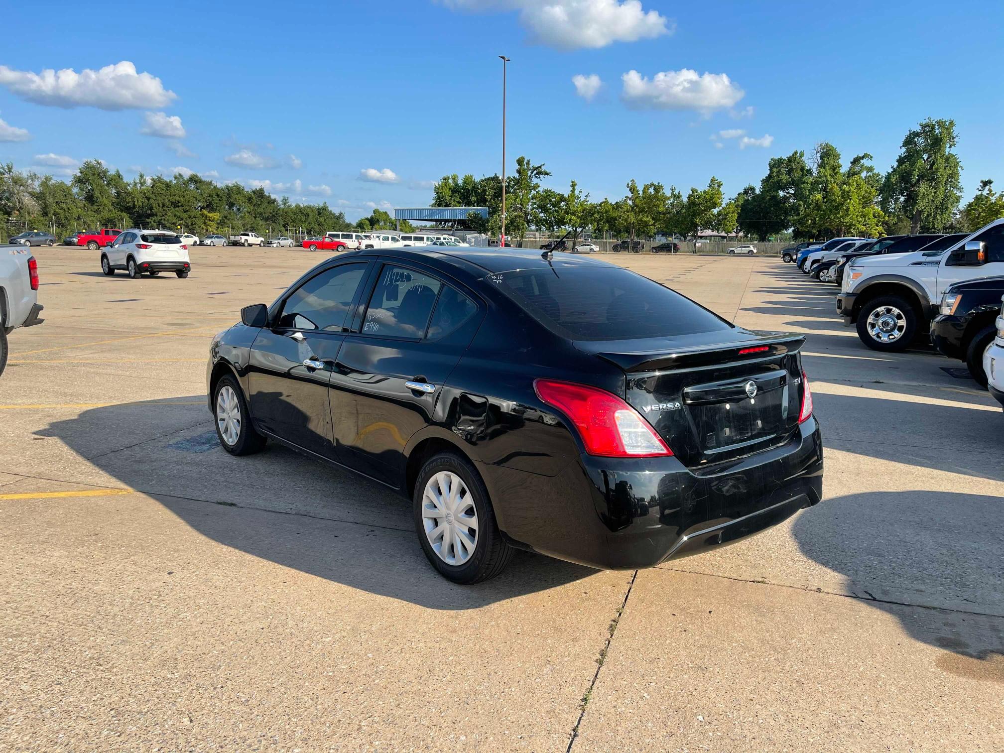 Photo 2 VIN: 3N1CN7AP3HL860298 - NISSAN VERSA S 