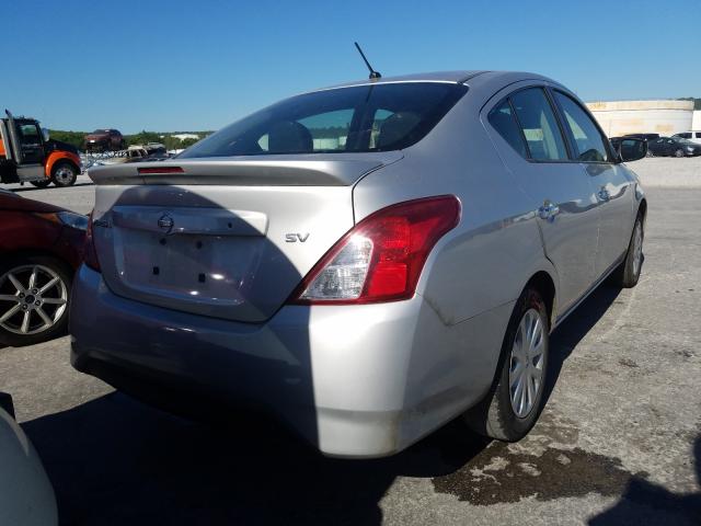 Photo 3 VIN: 3N1CN7AP3JL807347 - NISSAN VERSA S 