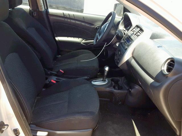 Photo 4 VIN: 3N1CN7AP3JL808109 - NISSAN VERSA S 