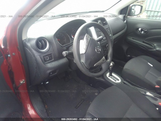 Photo 4 VIN: 3N1CN7AP3JL817859 - NISSAN VERSA SEDAN 