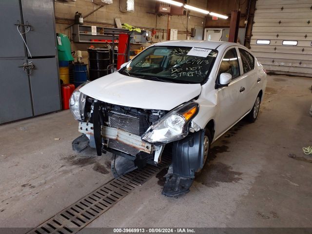 Photo 1 VIN: 3N1CN7AP3JL835164 - NISSAN VERSA 