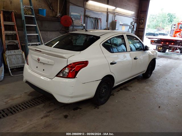 Photo 3 VIN: 3N1CN7AP3JL835164 - NISSAN VERSA 