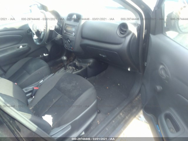 Photo 4 VIN: 3N1CN7AP3JL840395 - NISSAN VERSA SEDAN 