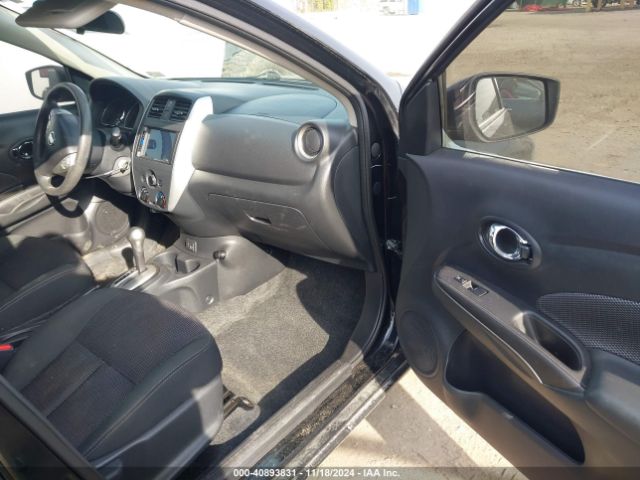 Photo 4 VIN: 3N1CN7AP3JL841210 - NISSAN VERSA 