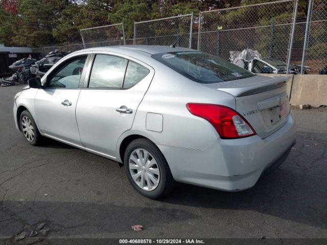 Photo 2 VIN: 3N1CN7AP3JL862123 - NISSAN VERSA 