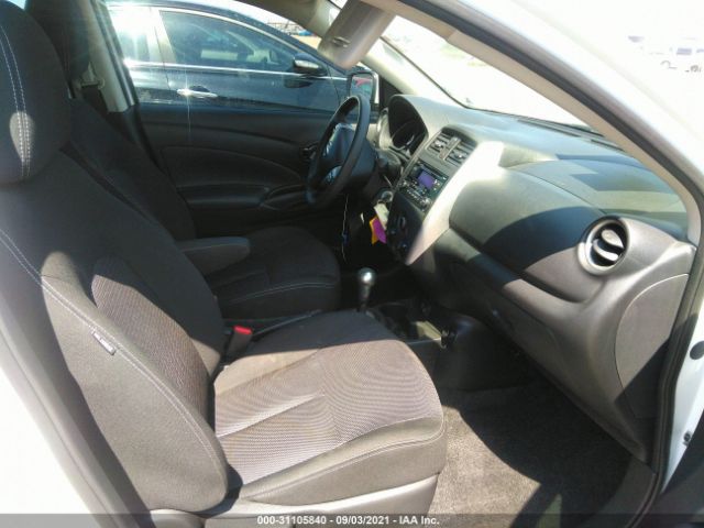 Photo 4 VIN: 3N1CN7AP3JL862204 - NISSAN VERSA SEDAN 