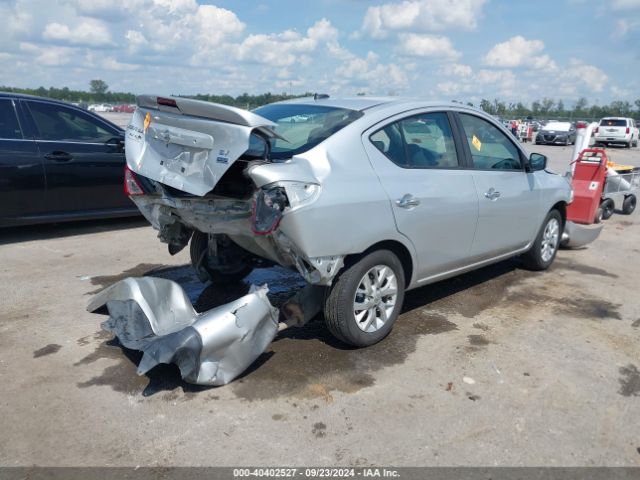 Photo 3 VIN: 3N1CN7AP3JL871405 - NISSAN VERSA 