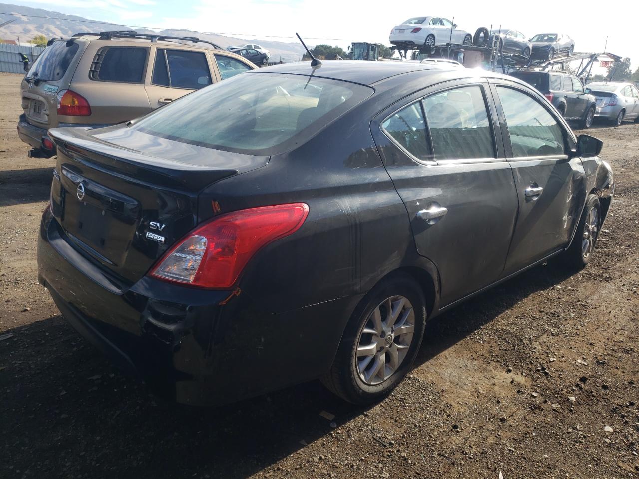 Photo 2 VIN: 3N1CN7AP3JL878144 - NISSAN VERSA 