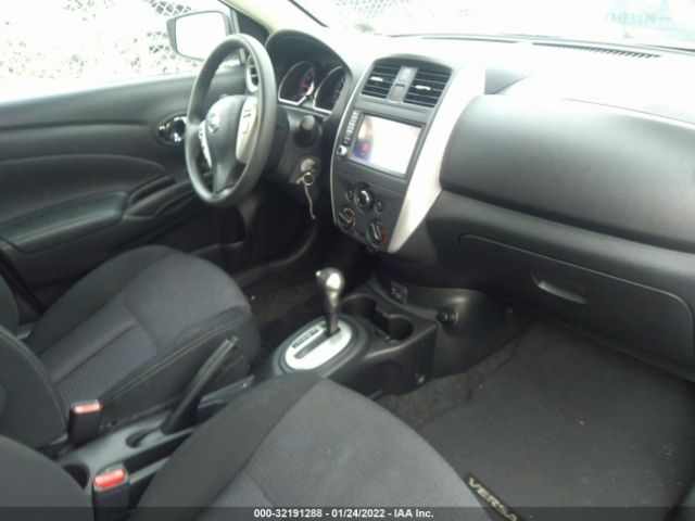 Photo 4 VIN: 3N1CN7AP3JL878273 - NISSAN VERSA SEDAN 