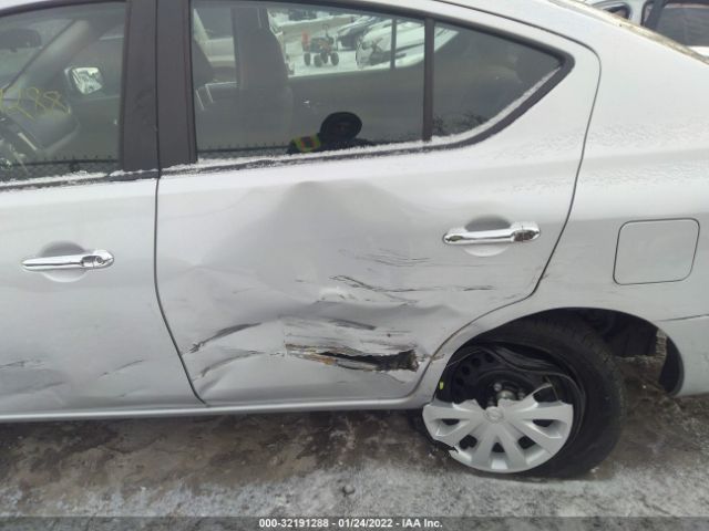 Photo 5 VIN: 3N1CN7AP3JL878273 - NISSAN VERSA SEDAN 