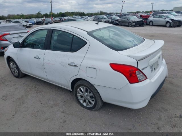 Photo 2 VIN: 3N1CN7AP3JL879911 - NISSAN VERSA 