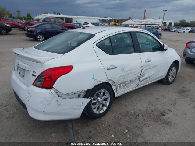 Photo 3 VIN: 3N1CN7AP3JL879911 - NISSAN VERSA 